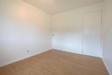 Bedroom2Angle2 (2...