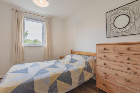 Bedroom1Angle1