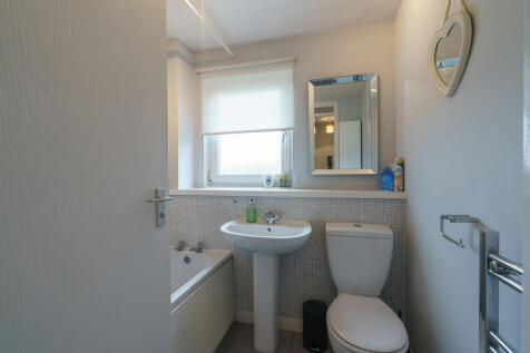 5. Bathroom angle...
