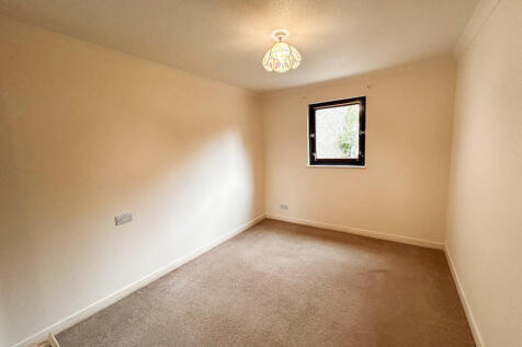 Bedroom2 2