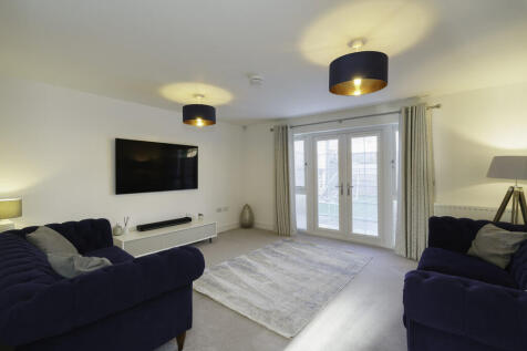 7. Living room an...