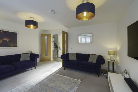 8. Living room an...