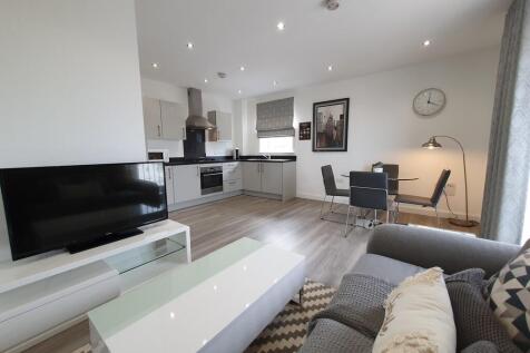 Living Room/Kitch...