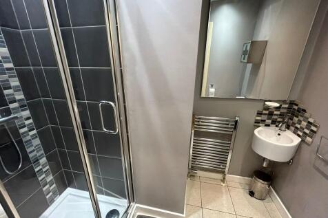 Bathroom 1.1