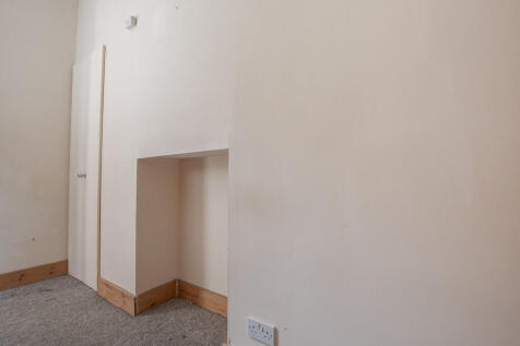 BedroomAngle2