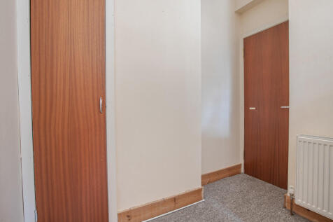 BedroomAngle1