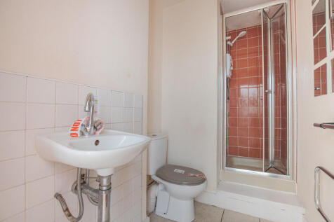 Bathroom (3)