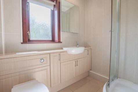 BathroomAngle1 (1...
