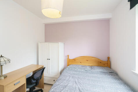 6. Bedroom 1 angl...