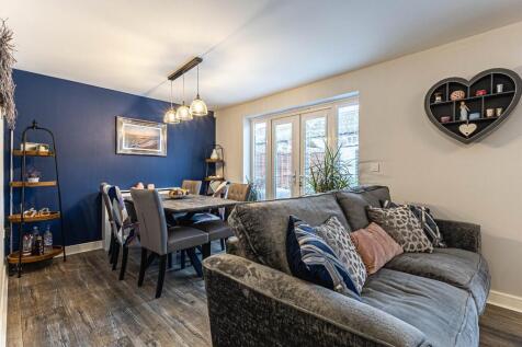 Living / Dining 