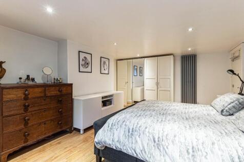 Basement bedroom