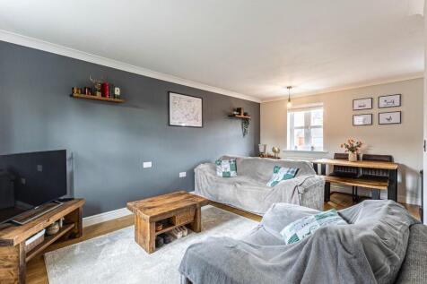 Living/Kitchen