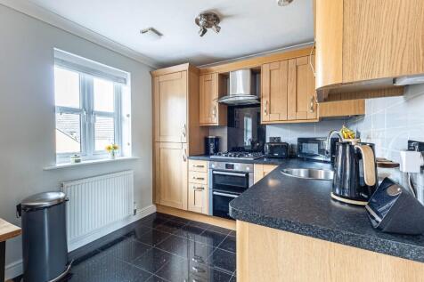 Living/Kitchen