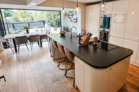 Kitchen/Family Room