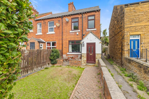 2 Bedroom End Terrace