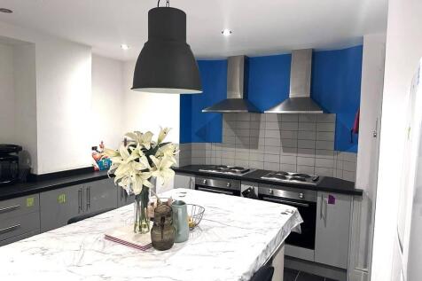 Communal Kitchen
