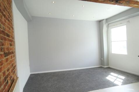 Living Room/Kitchen