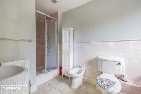 Ensuite To Bed Two