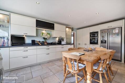 Kitchen/Breakfast Rm