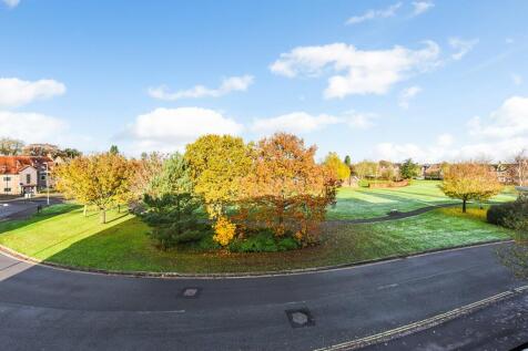 Communal Green