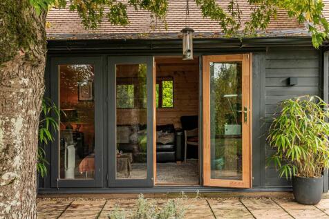Summer House/Office