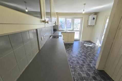 L Shaped Kitchen