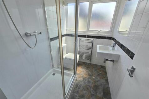 En suite Shower Room