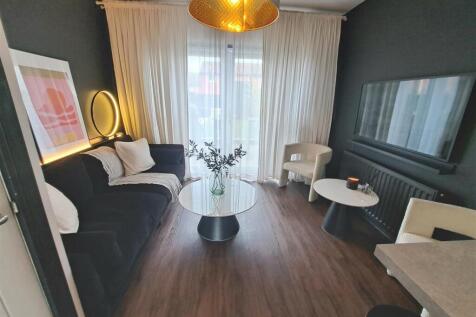 Lounge Kitchenette