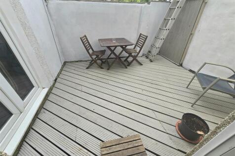 Courtyard Garden