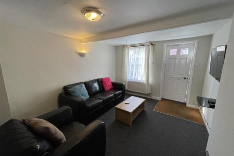 lounge 3