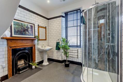 Signalman&#39;s Cottage