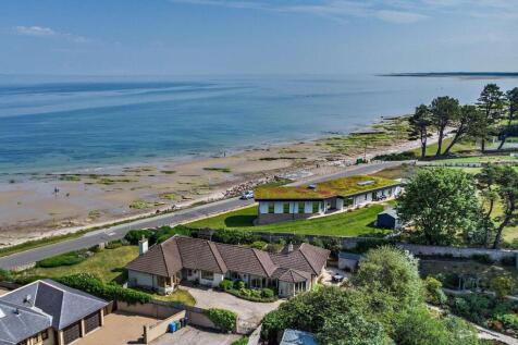 2 Cromarty View