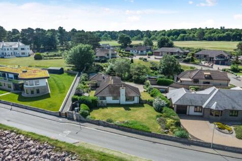 2 Cromarty View