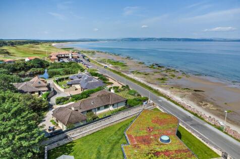 2 Cromarty View