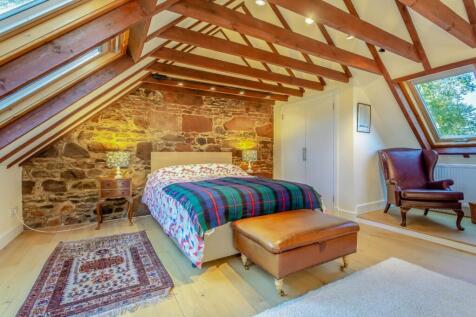 Leanach House
