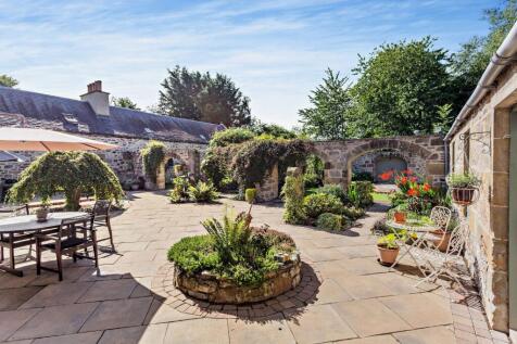 Treeton Steading
