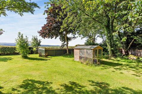 Treeton Steading