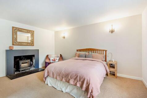 Treeton Steading