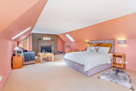 Treeton Steading