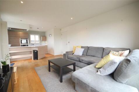 Lounge/Kitchen