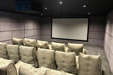 Residents Cinema