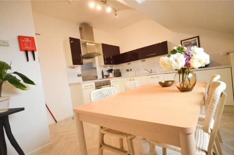 Dining Room/Kitchen