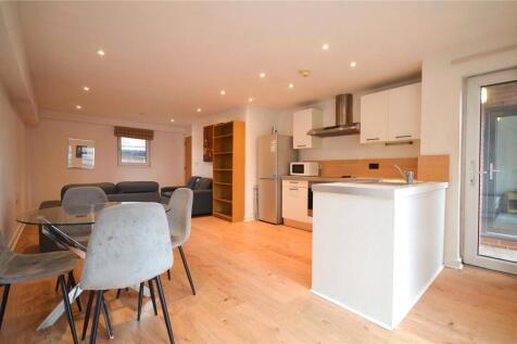 Kitchen/Lounge