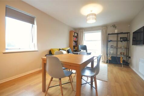 Open-Plan Reception