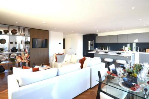 Living &amp; Dining Area