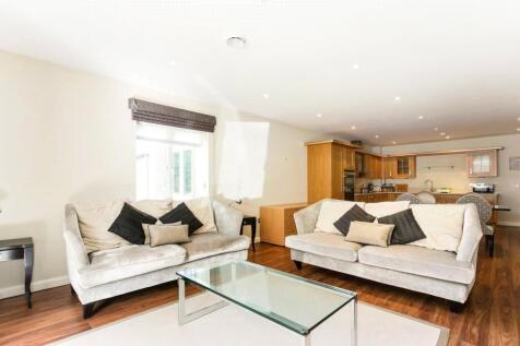 Dining/Living Room