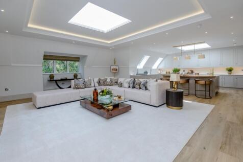 Kitchen/Living Area