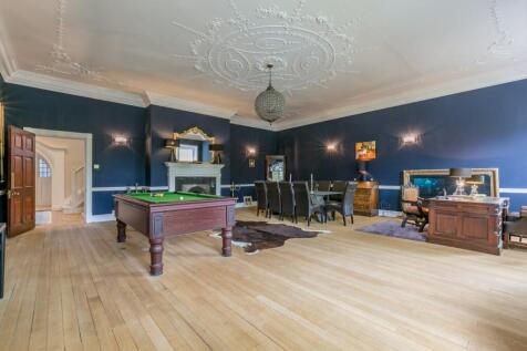 Dining/Games Room