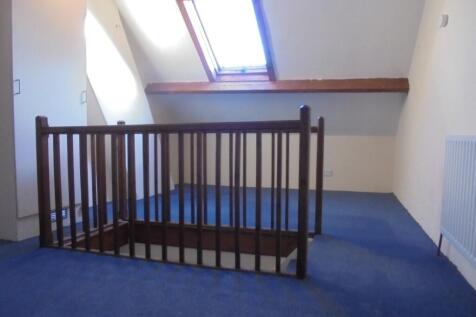 Bed 2 - Attic