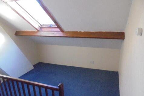 Bed 2 - Attic